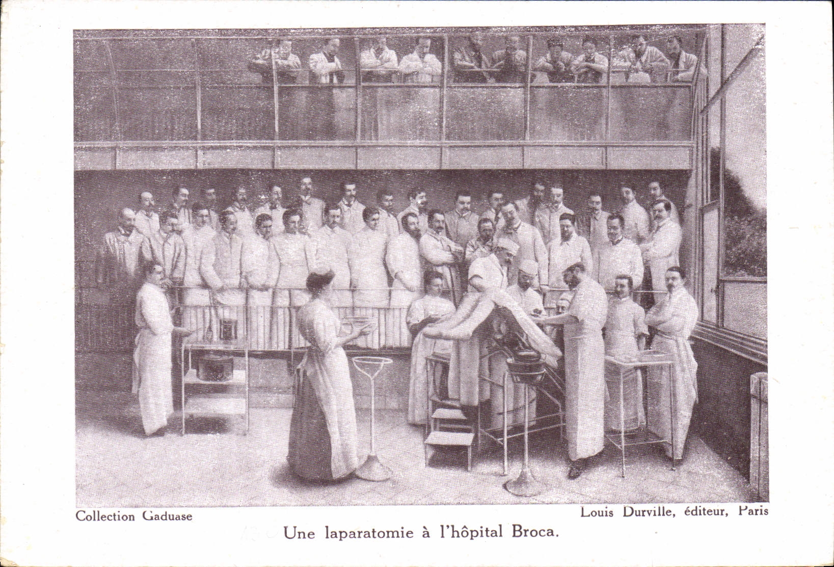 CPA Une laparatomie a l'hopital Broca 