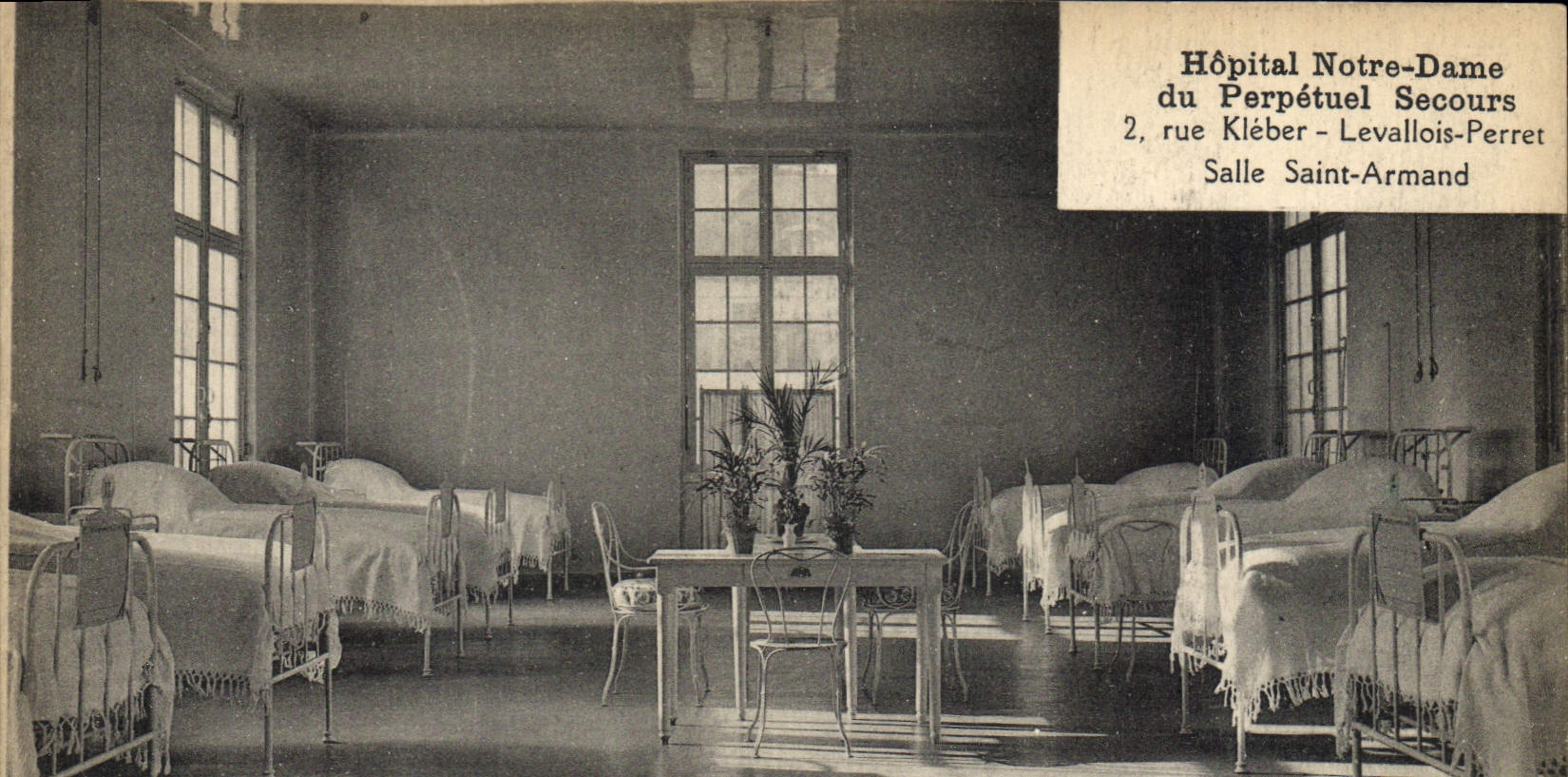 CPA Hopital Notre Dame du Perpetuel Secours Rue Kleber Levallois Perret Salle Saint Armand 