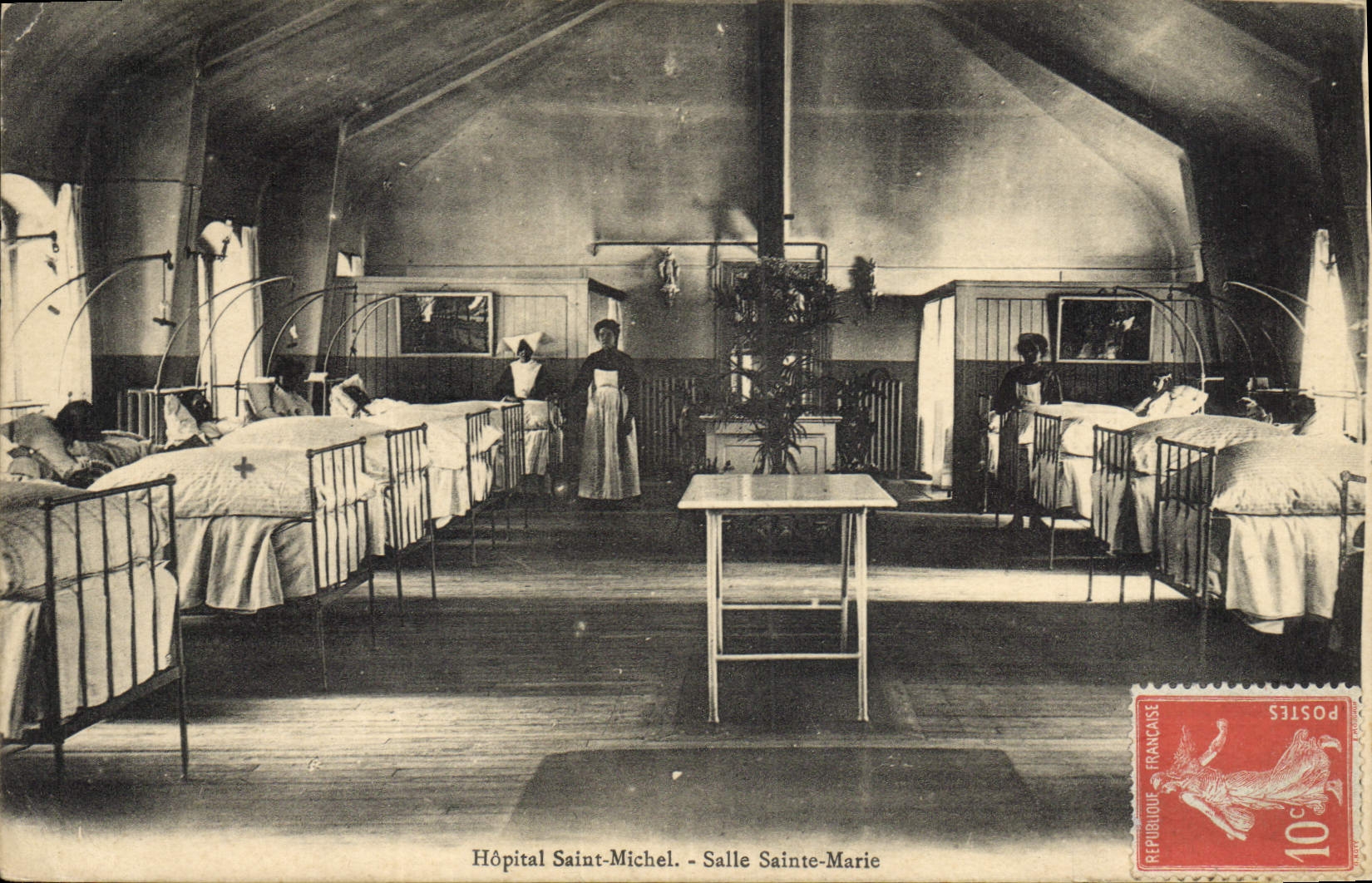 Postal Hospital Saint Michel Sala Santa María