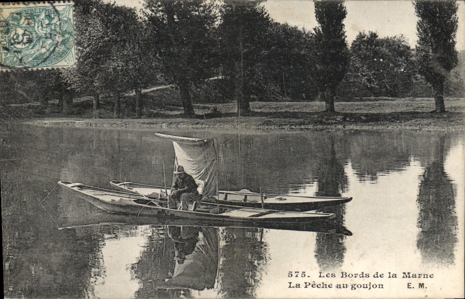CPA Bateau Les bords de la Marne La peche au goujon