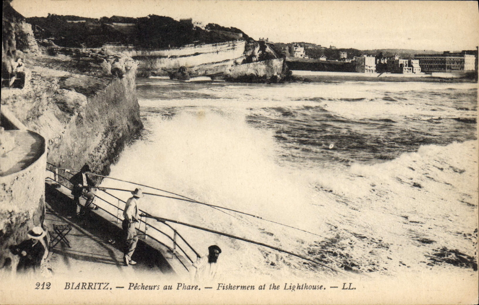 Postal Biarritz Pecadores al faro