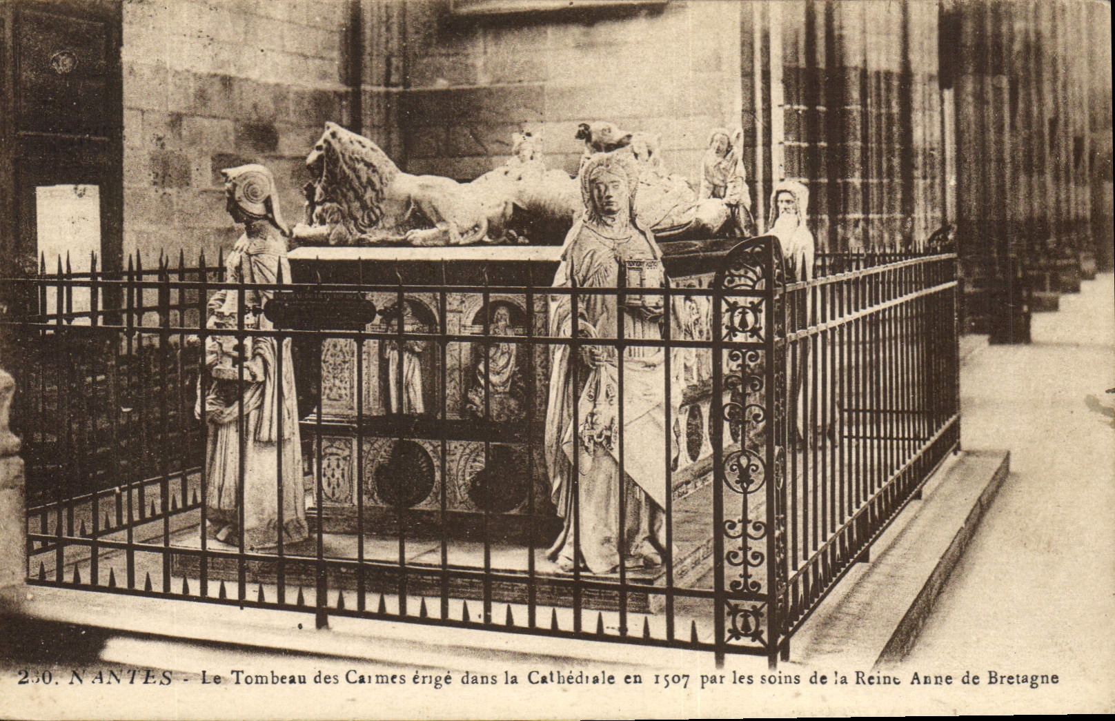 Vintage Postcard Mort Nantes the tomb of the Carmelite friars sets up in the cathedral