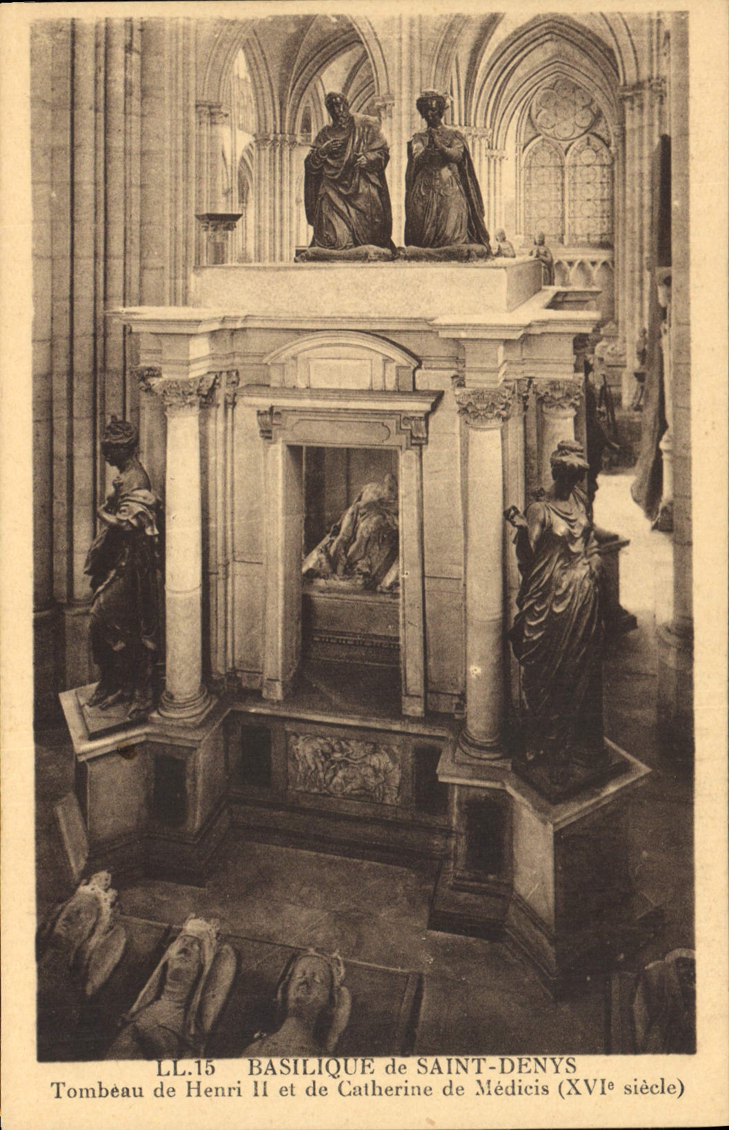Vintage Postcard Dead Basilica of Saint Denis Tomb of Henri II and Catherine de Medicis