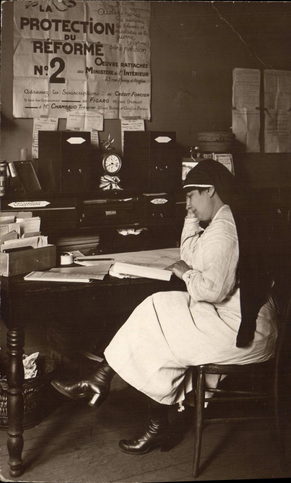 TARJETA FOTA Salud Militaria Enfermera Protección de reforma