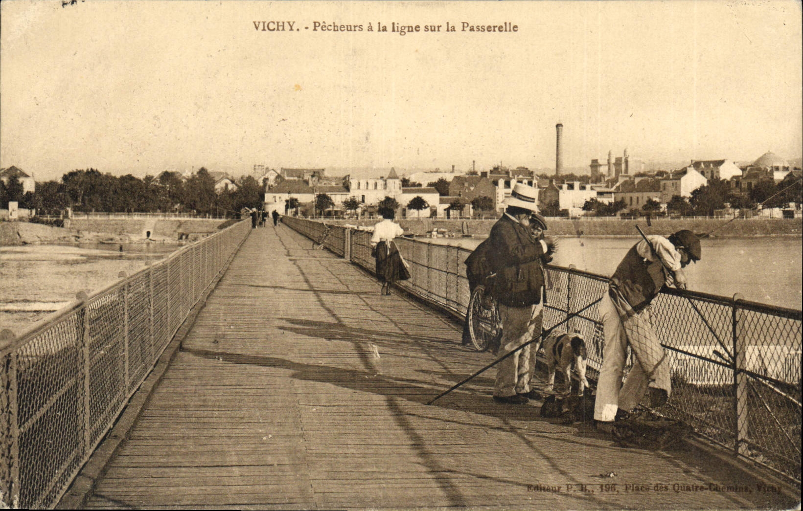 Postal Pesca Pecador Vichy Pecadores tiene la línea sobre la pasarela