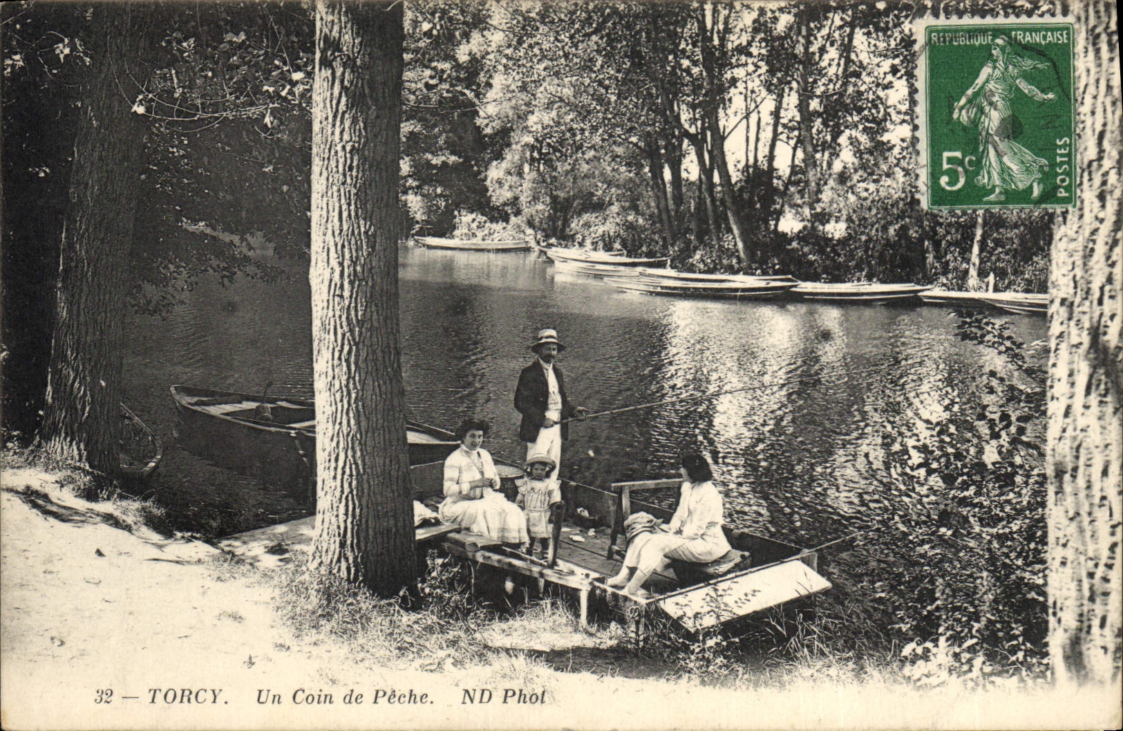 CPA Peche Pecheur Torcy Un coin de peche