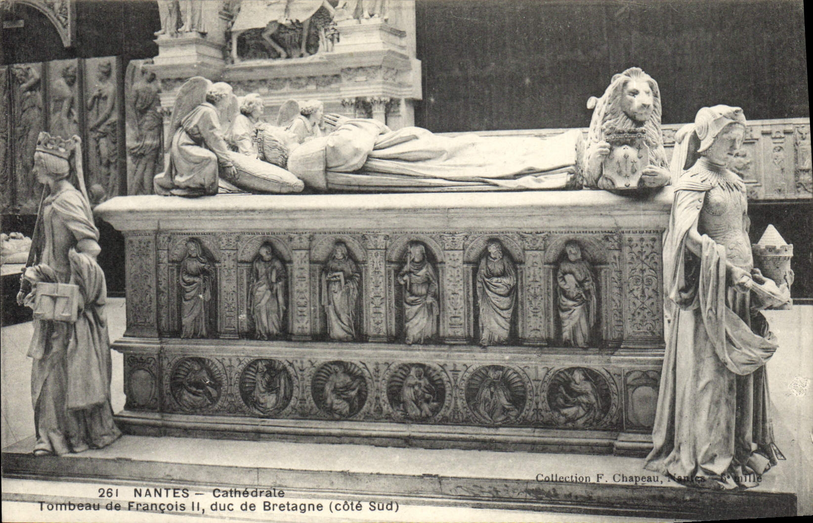 Vintage Postcard Dead Cathedral Nantes Tomb of François II Duke of Brittany Lion