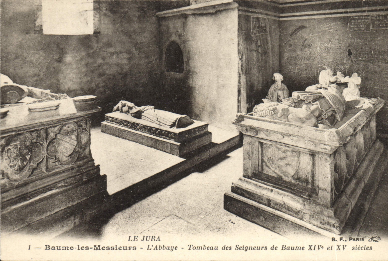 CPA Mort Le Jura Baume les Messieurs l'abbaye Tombeau des seigneurs de Baume