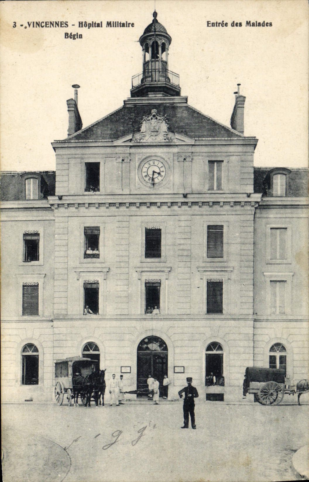 Vintage Postcard Health Militaria Vincennes Begin Military hospital Entered of the patients
