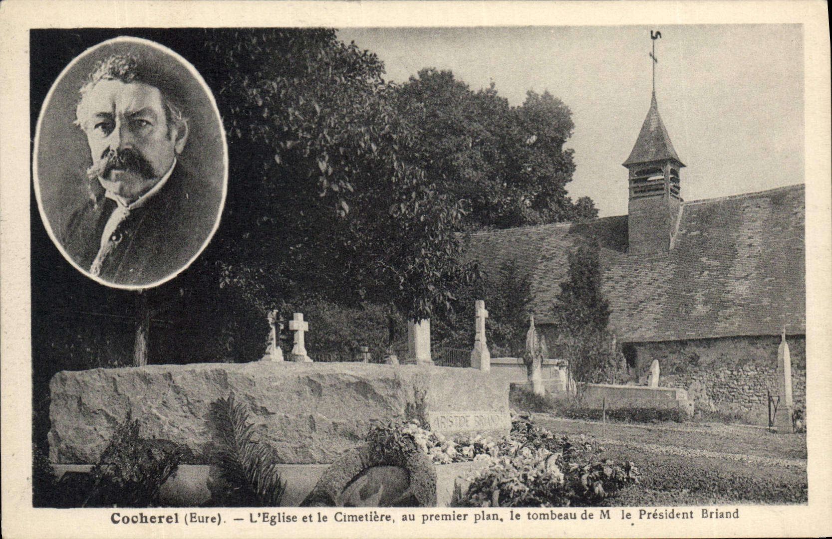 CPA Cocherel Eure L'eglise et le cimetiere Le tombeau de M le President Briand