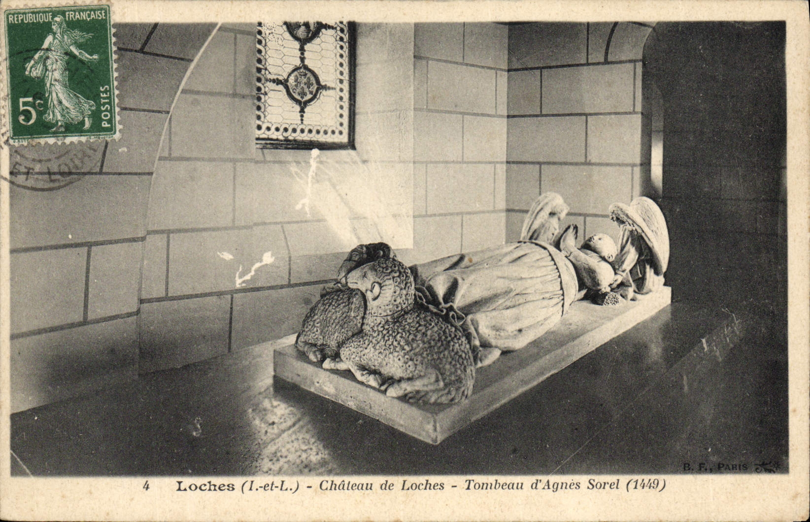 CPA Loches Chateau de Loches Tombeau d'Agnes Sorel