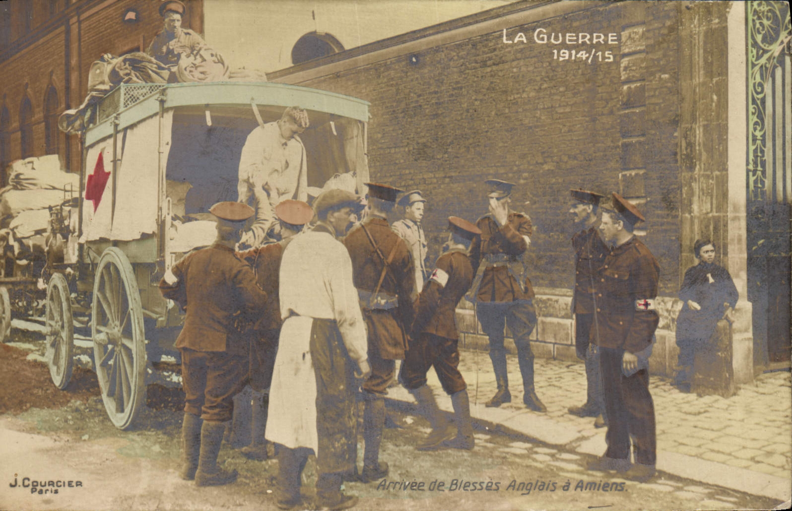 Vintage Postcard Sante Militaria Arrivee of wound English has Amiens Red Cross