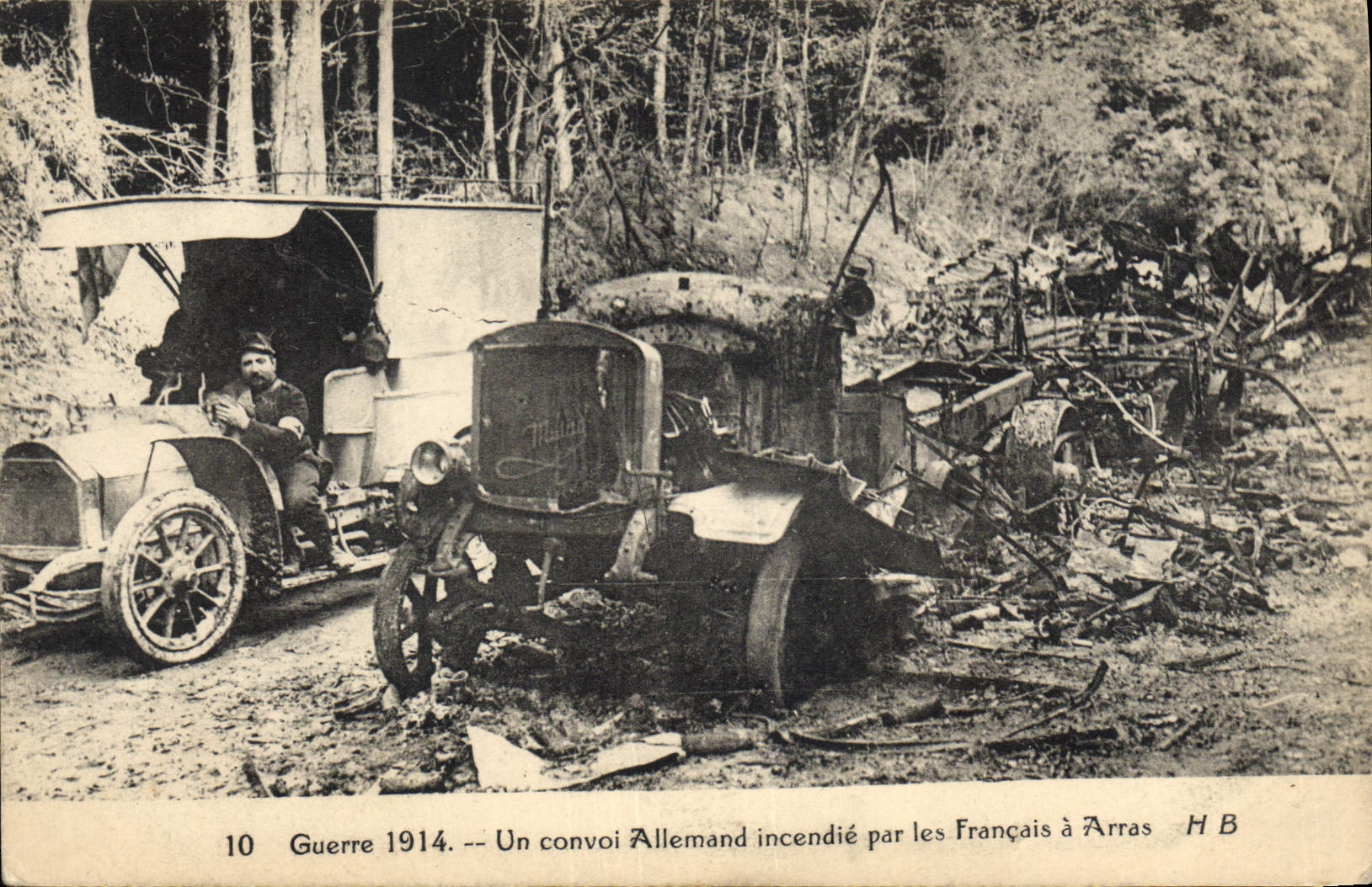 Vintage Postcard Sante Militaria a German convoy sets fire to by the French has Arras Ambulance