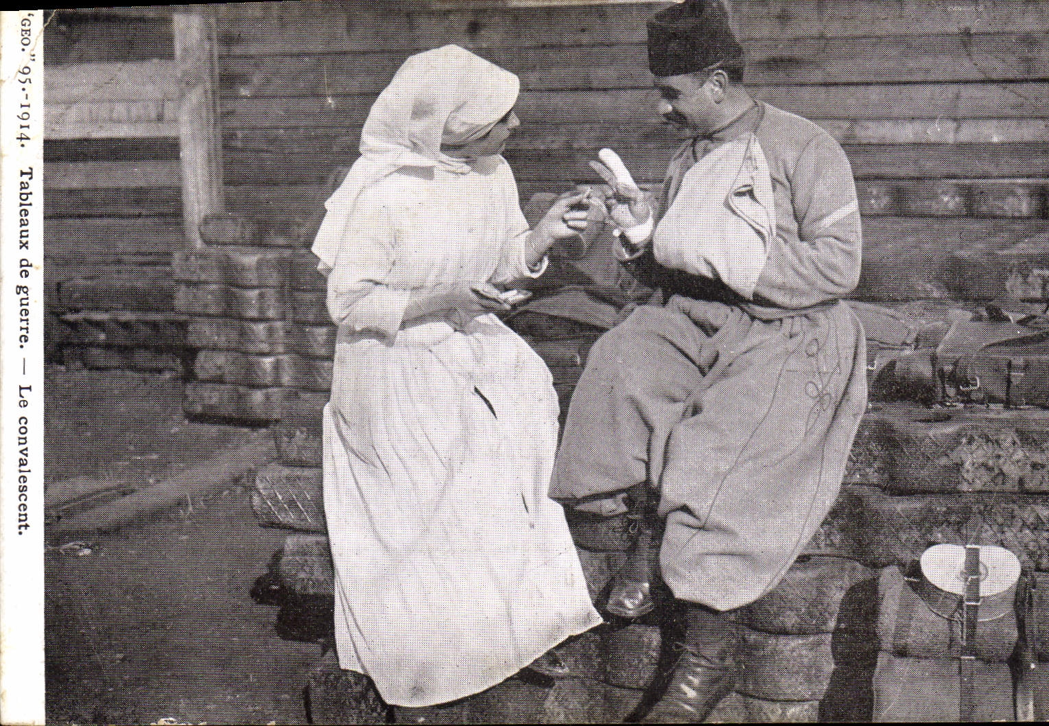 CPA Sante Militaria Le convalescent Infirmiere