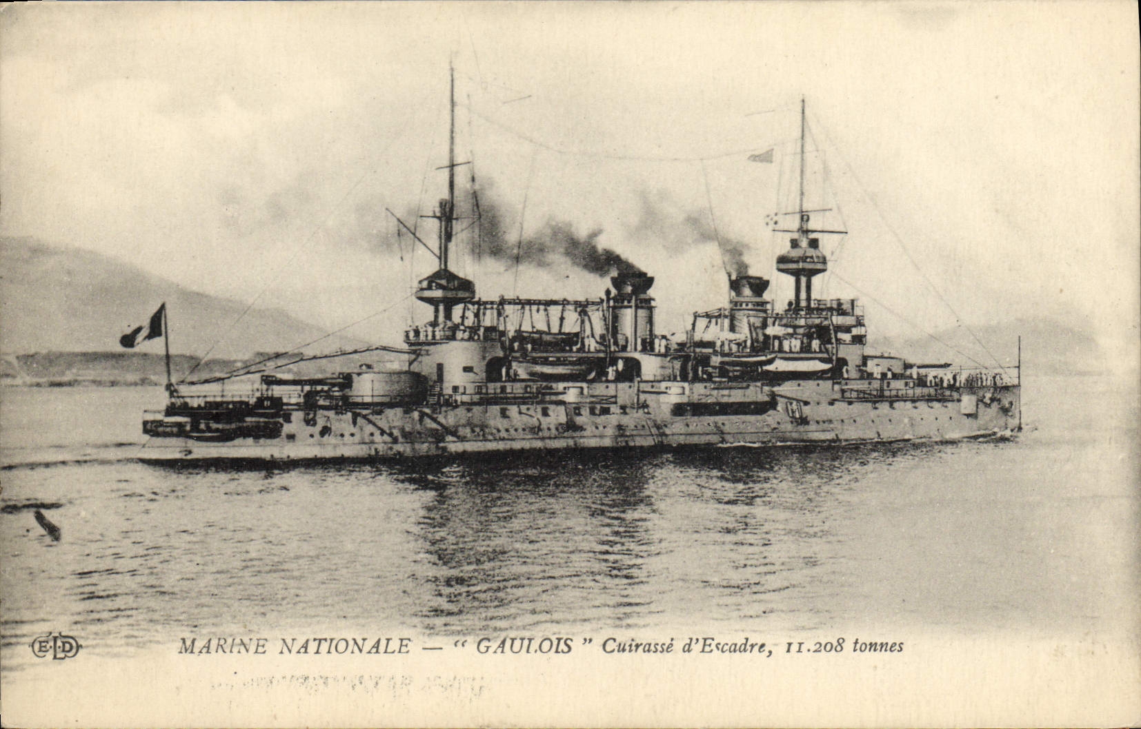 CPA Bateau La Gloire Cuirasse d'escadre a tourelles