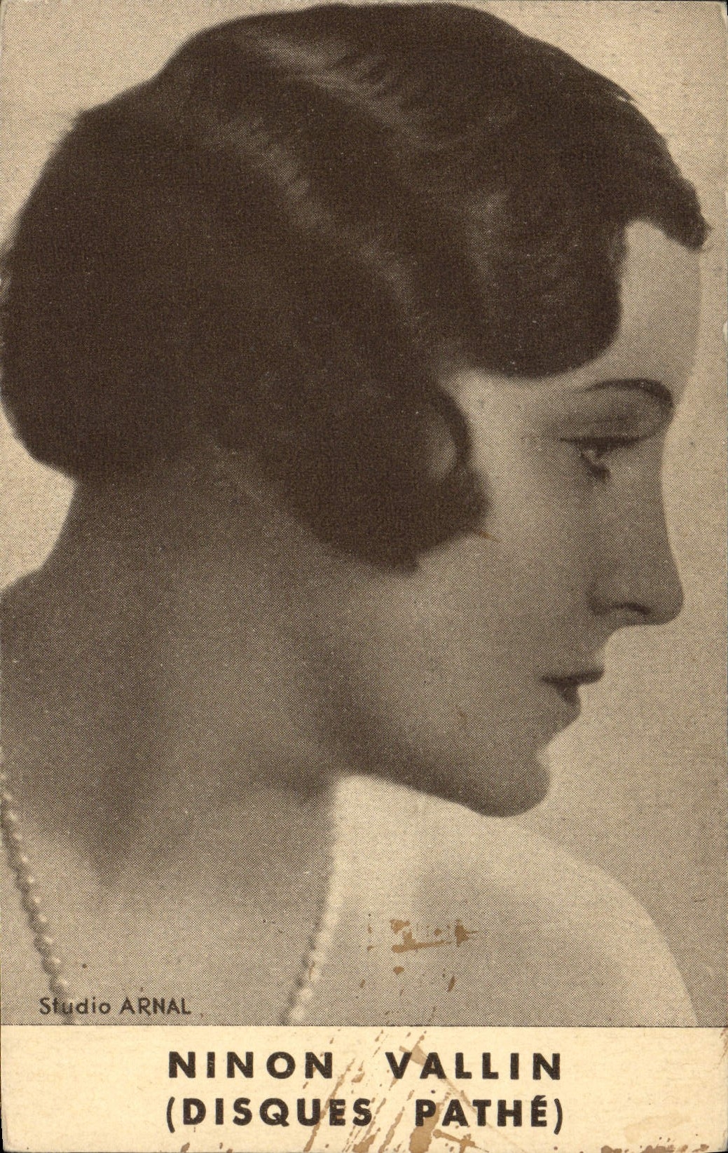 Modern Postcard Ninon Vallin