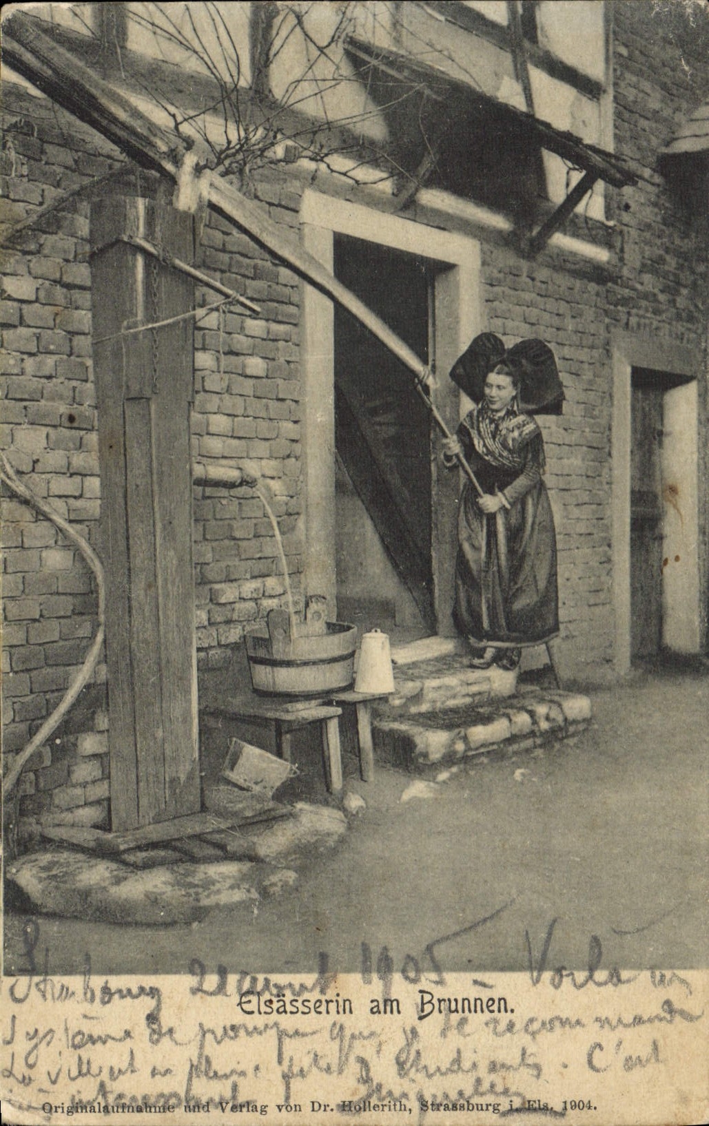 Vintage Postcard Folklore Alsace Elsasserin amndt Brunnen