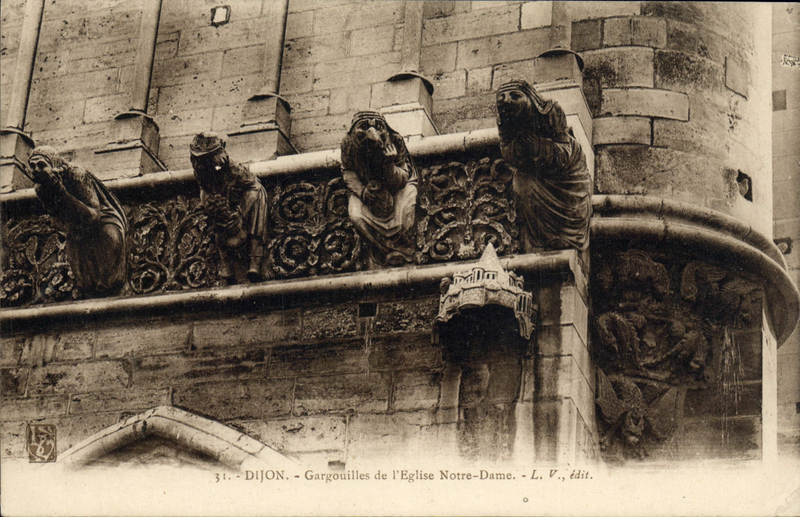 CPA Gargouille Dijon Gargouilles de l'eglise Notre Dame