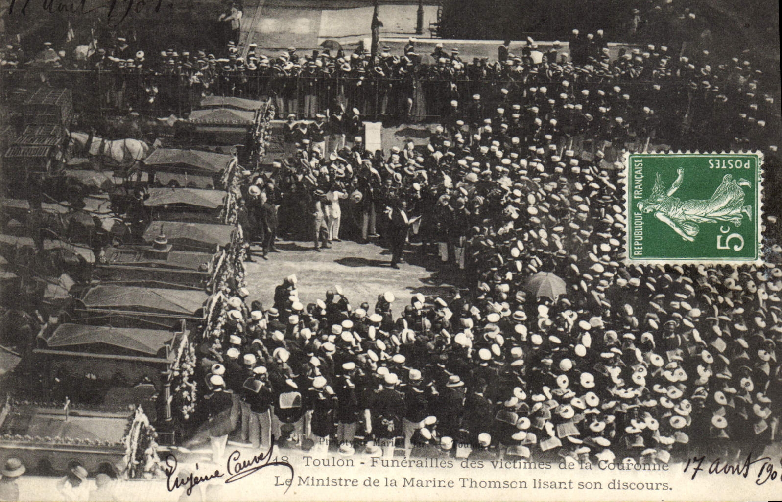 CPA Mort Toulon Funerailles des victimes de la couronne Le ministre de la marine Thomson lisant son discours