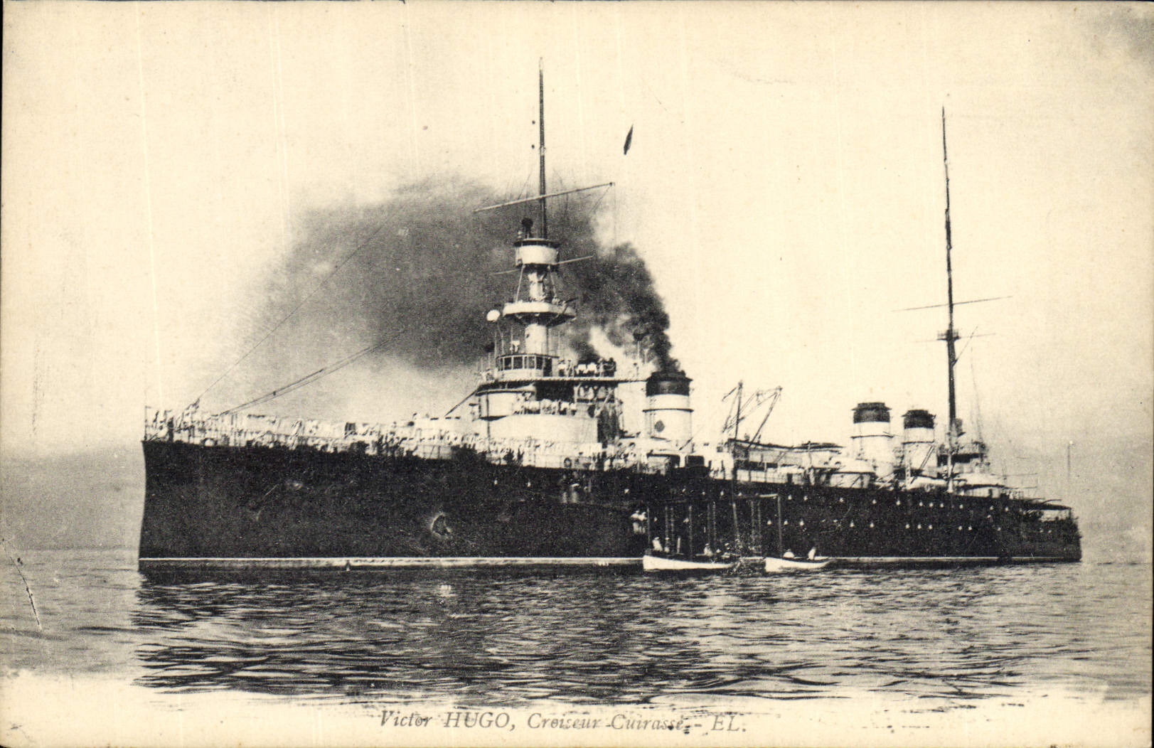 CPA Bateau Victor Hugo Croiseur Cuirasse 