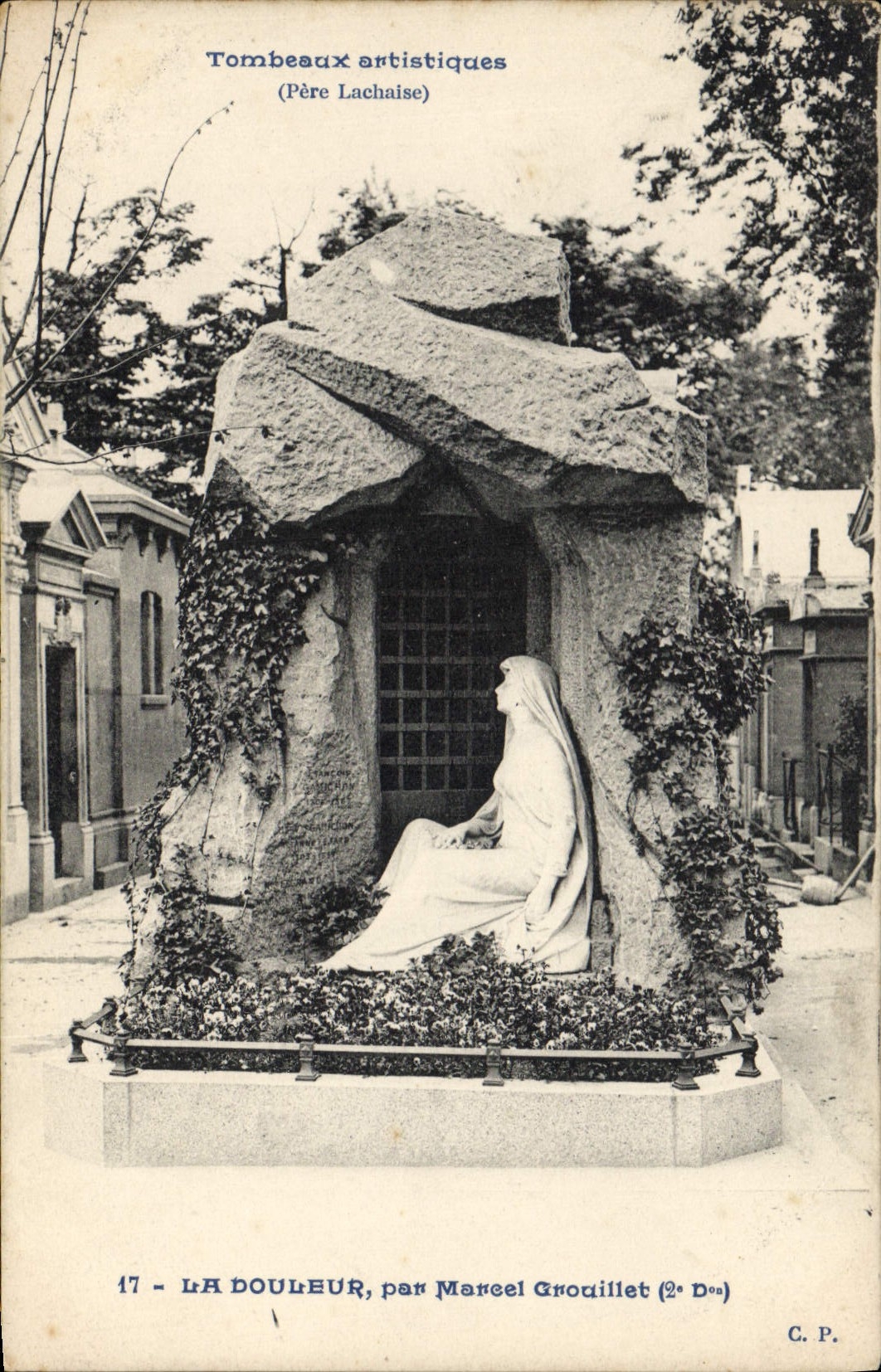 CPA Paris Pere Lachaise la douleur par Marcel Grouillet