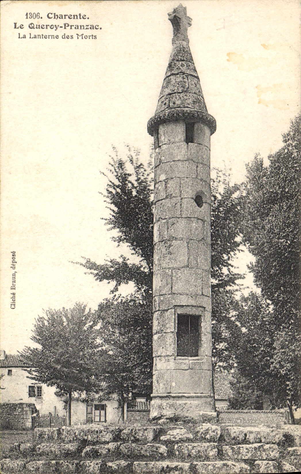 Vintage Postcard Queroy Pranzac the lantern of deaths