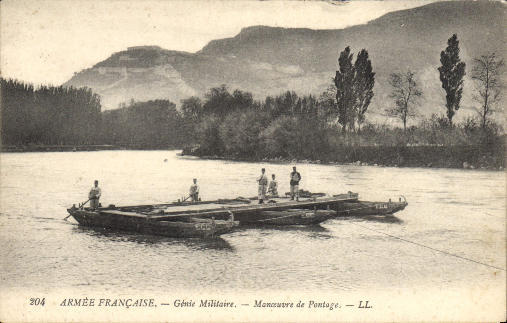 CPA Militaria Genie militaire Manoeuvre de pontage