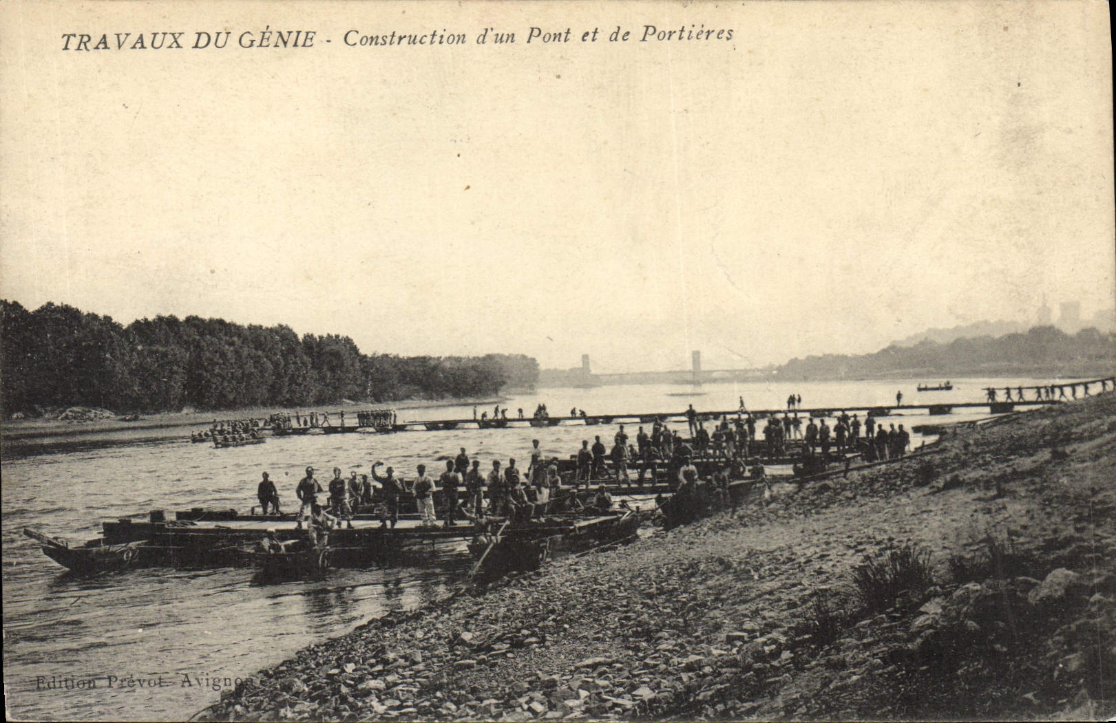 CPA Militaria Travaux du Genie Construction d'un pont et de Portieres