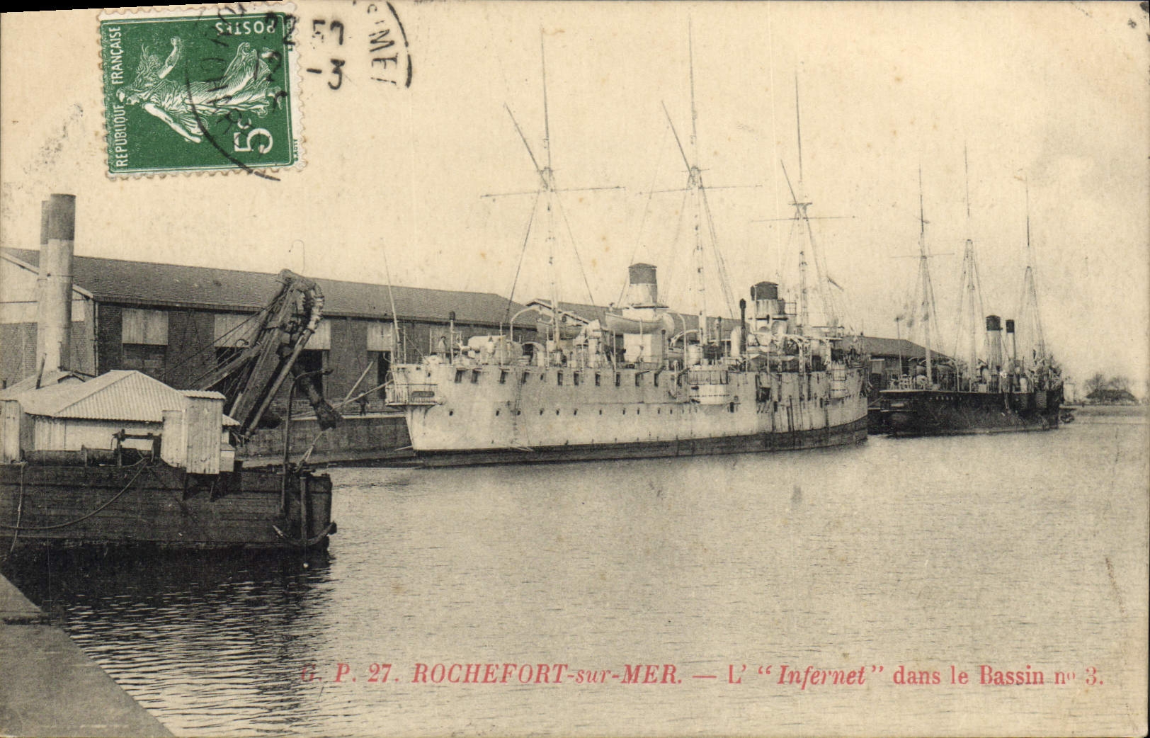 Vintage Postcard Rochefort Boat on Sea Infernet in the basin n°3