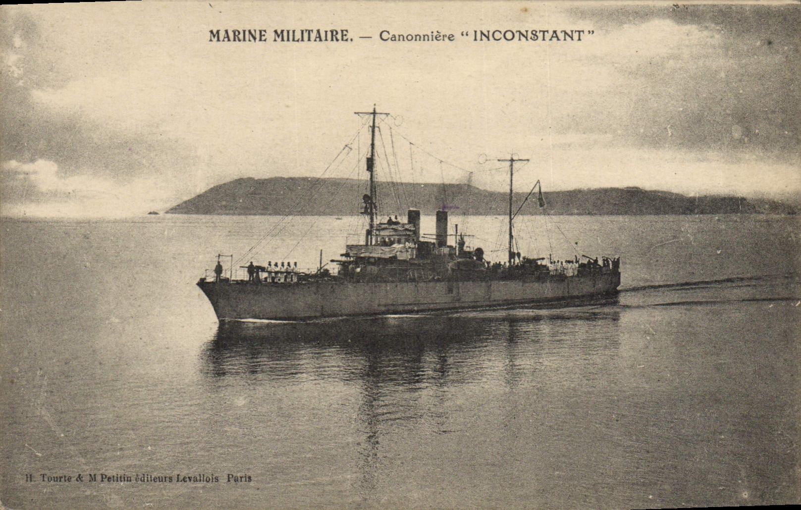 CPA Bateau Canonniere Inconstant