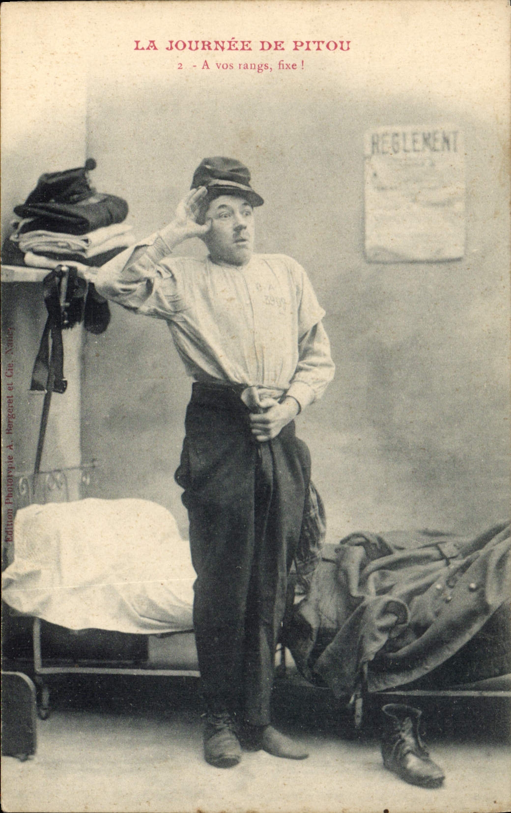 CPA Fantaisie La journee de Pitou Militaria 