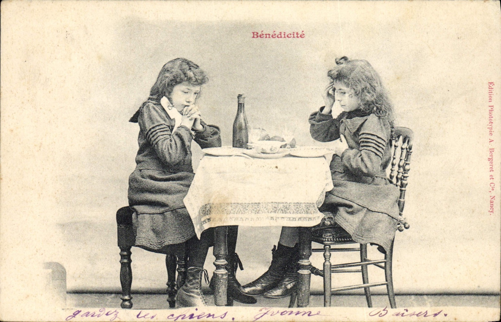 CPA Fantaisie Enfants Benedicite 