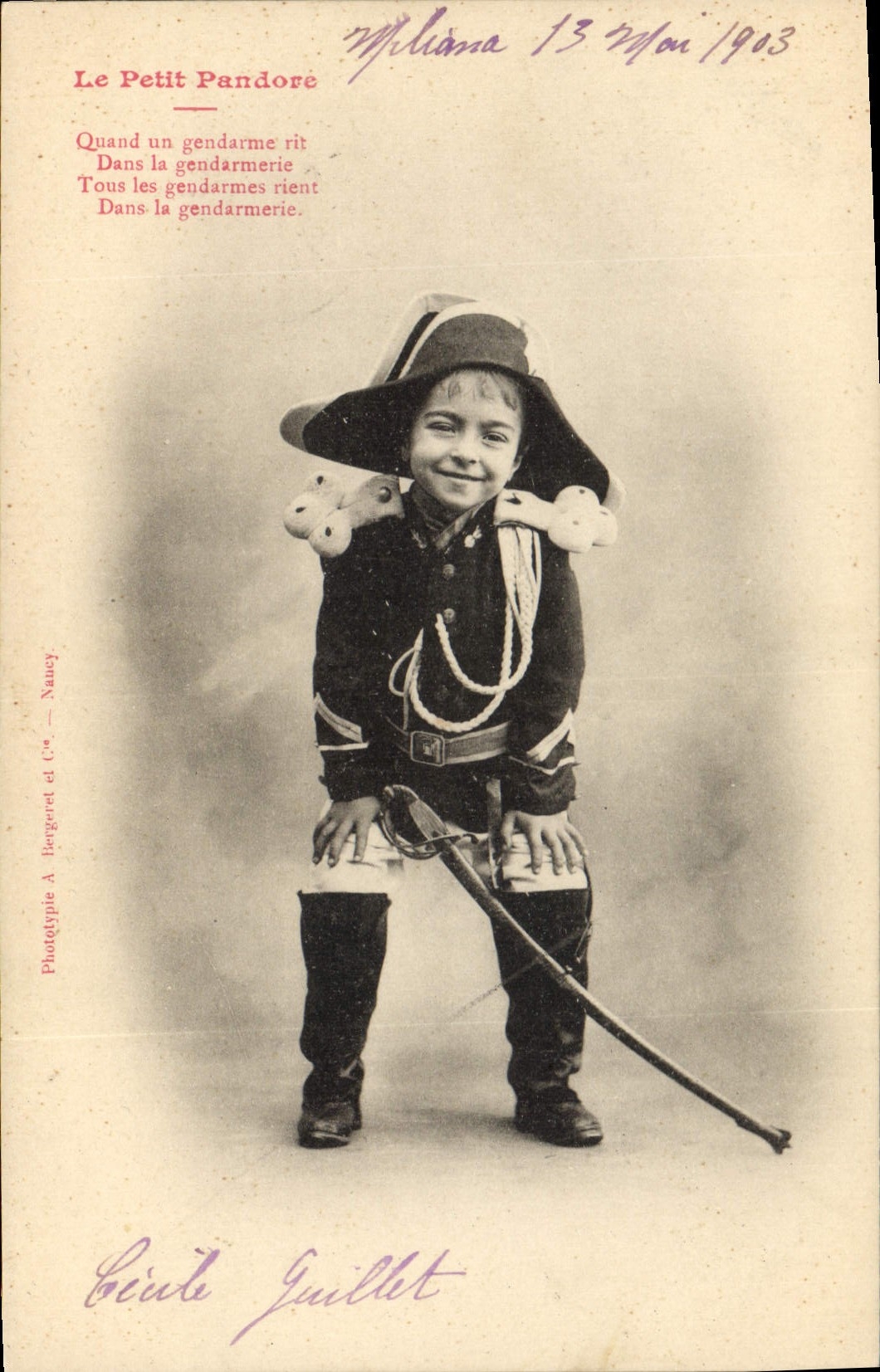 CPA Fantaisie Enfant Le petit Pandore