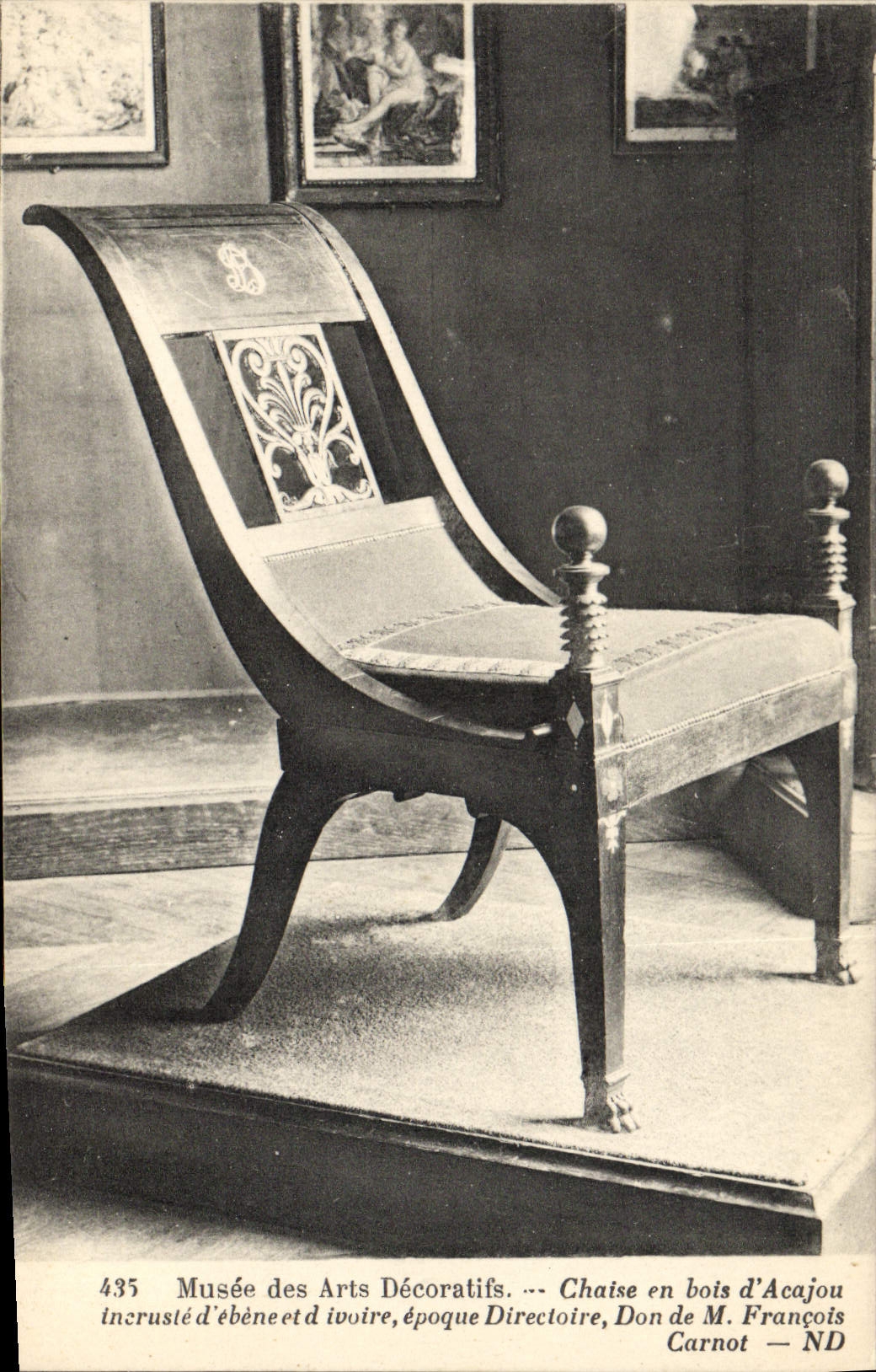 CPA Musee des Arts Decoratifs Chaise en bois d'acajou
