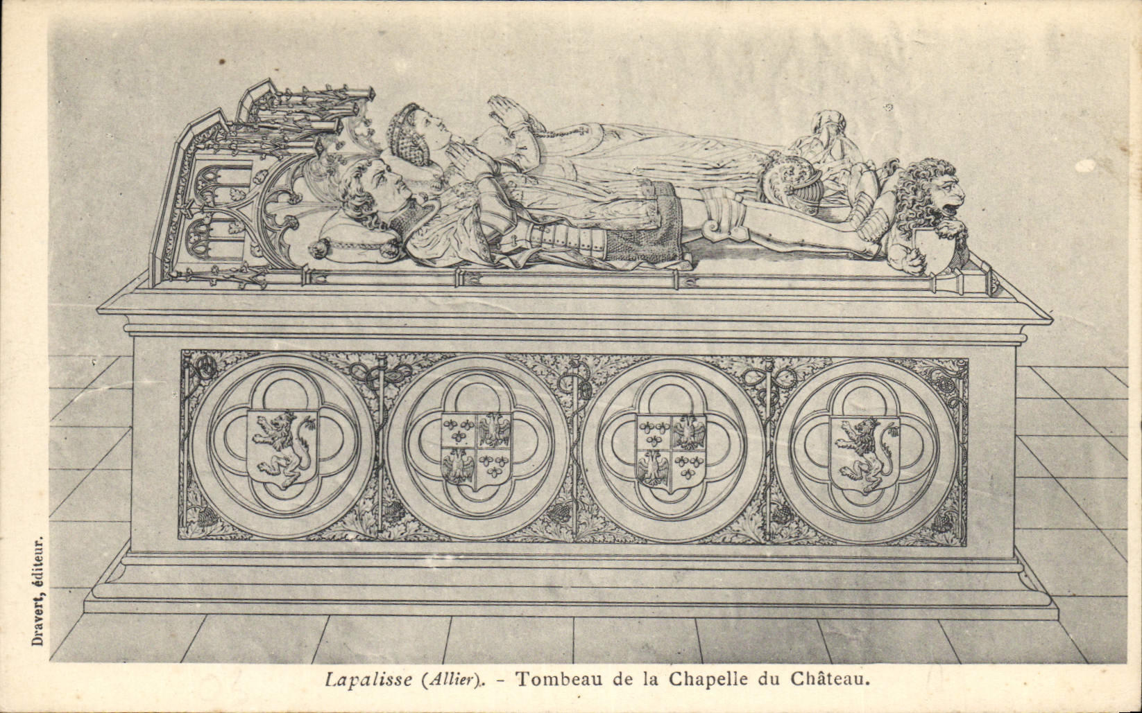 CPA Lapalisse Tombeau de la chapelle du chateau