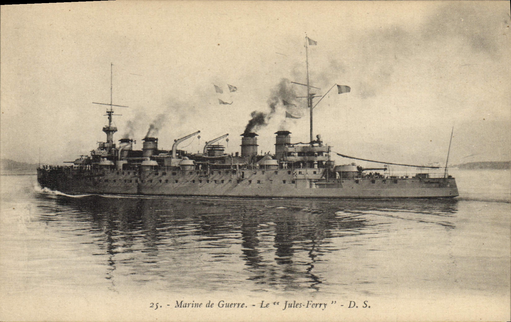 CPA Bateau Le Jules Ferry