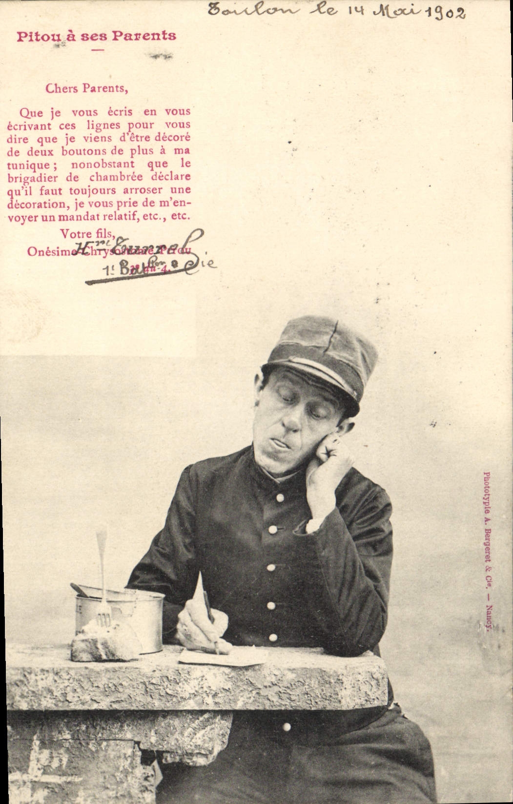 CPA Fantaisie Pitou a ses parents Militaria 