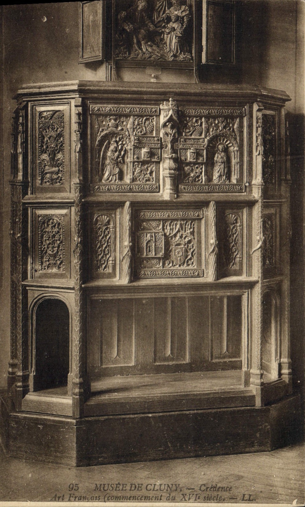 CPA Musee de Cluny Credence Art Francais