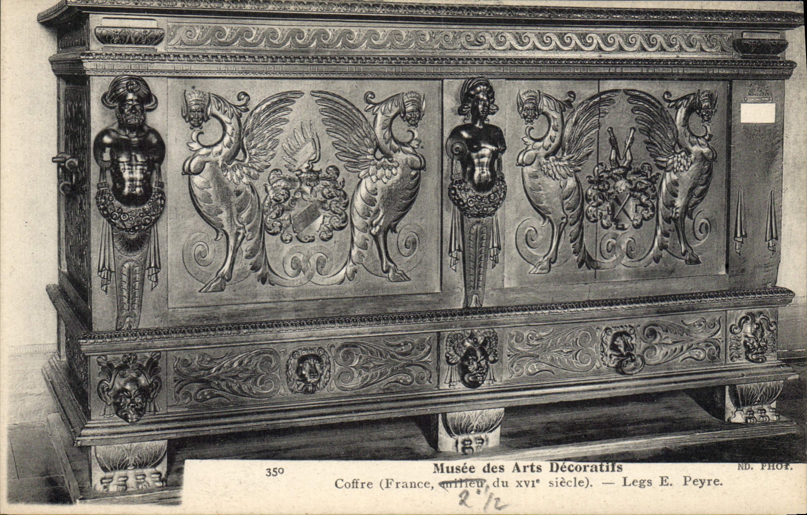 CPA Musee des Arts Decoratifs Coffre legs Peyre