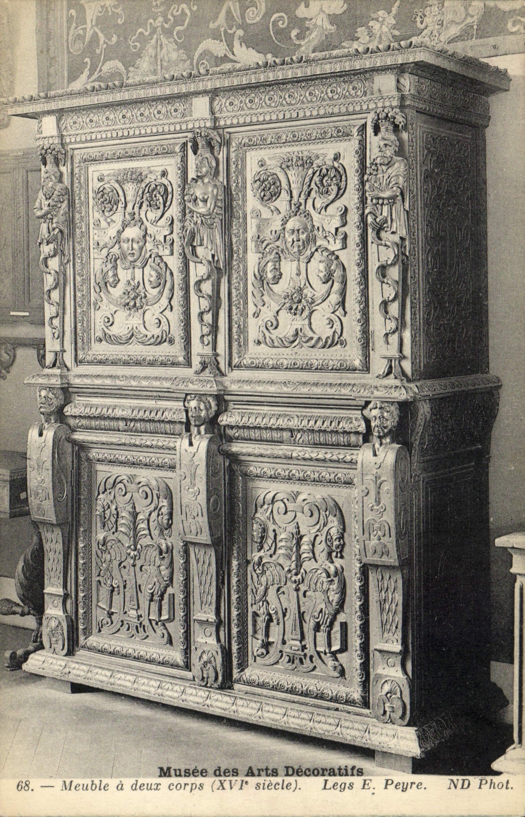 CPA Musee des Arts Decoratifs Meuble a deux corps