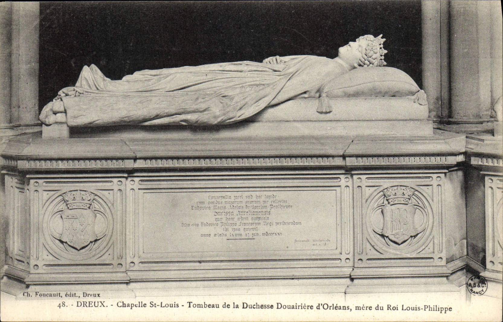 Postal Dreux Capilla San Luis Tumba de la Duquesa Vieja dama de Orleans madre de Rey Louis Philippe