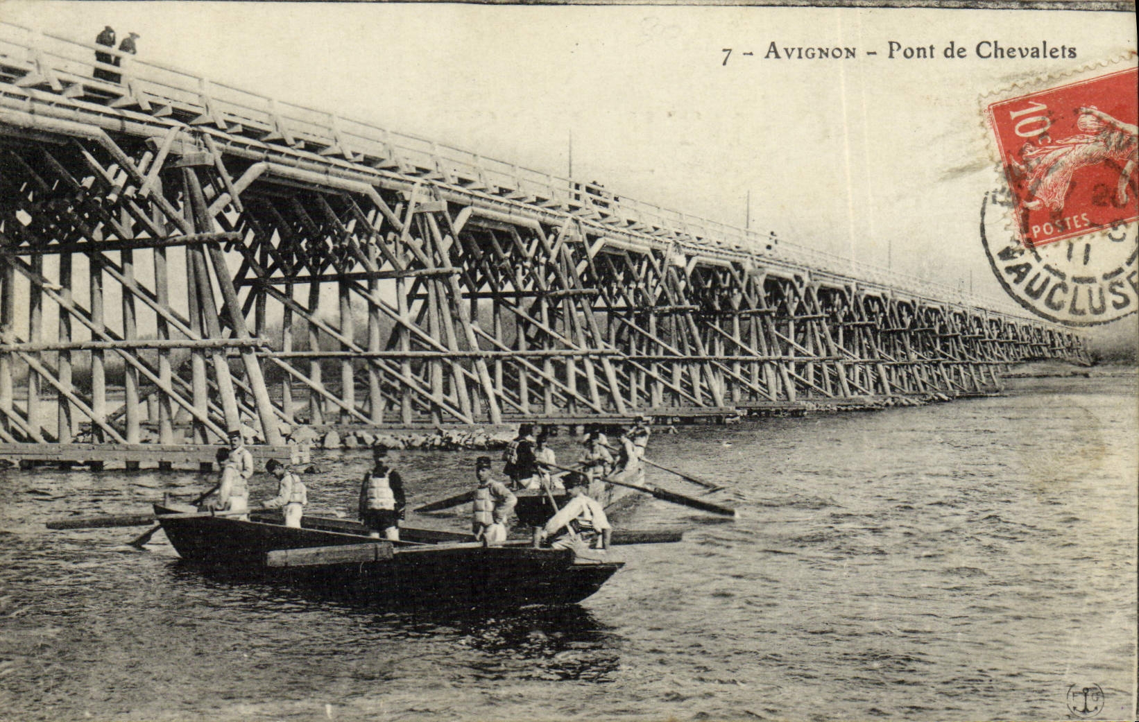 CPA Militaria Avignon Pont de Chevalets
