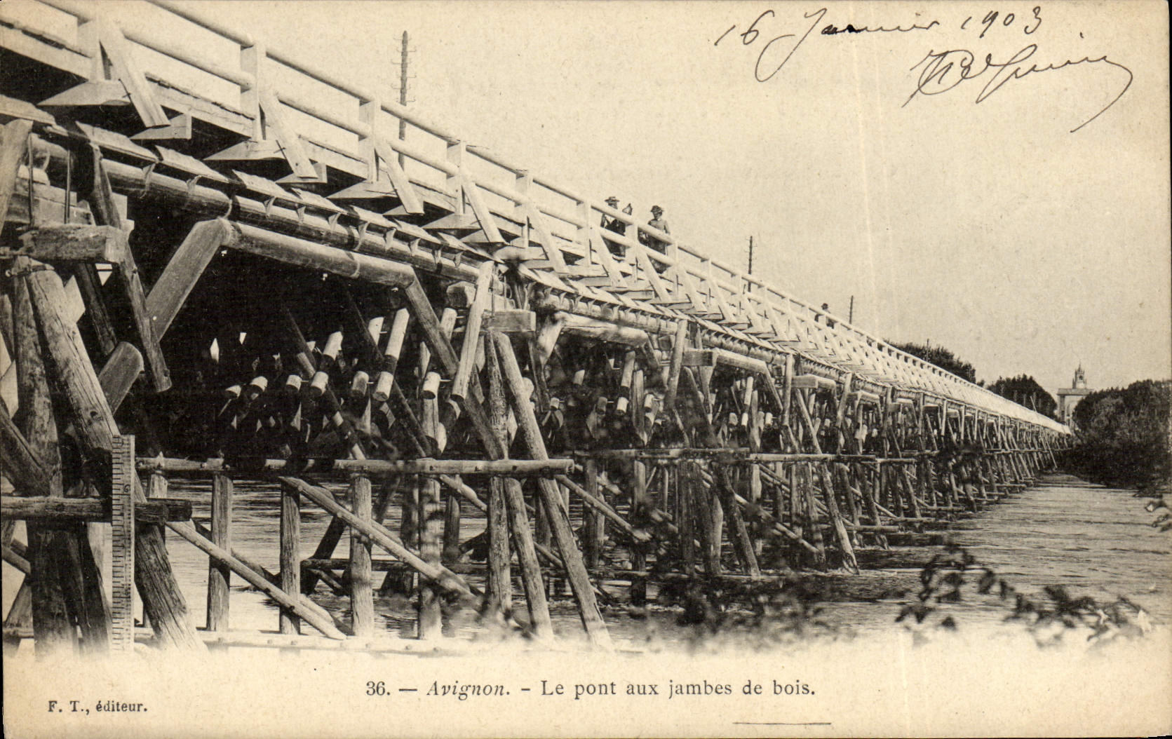 CPA Militaria Avignon Le pont aux jambes de bois