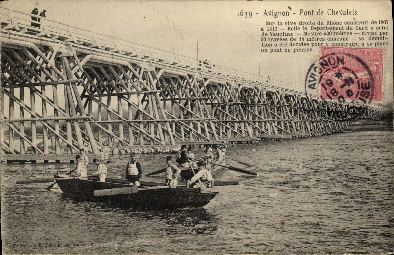 CPA Militaria Avignon Pont de Chevalets