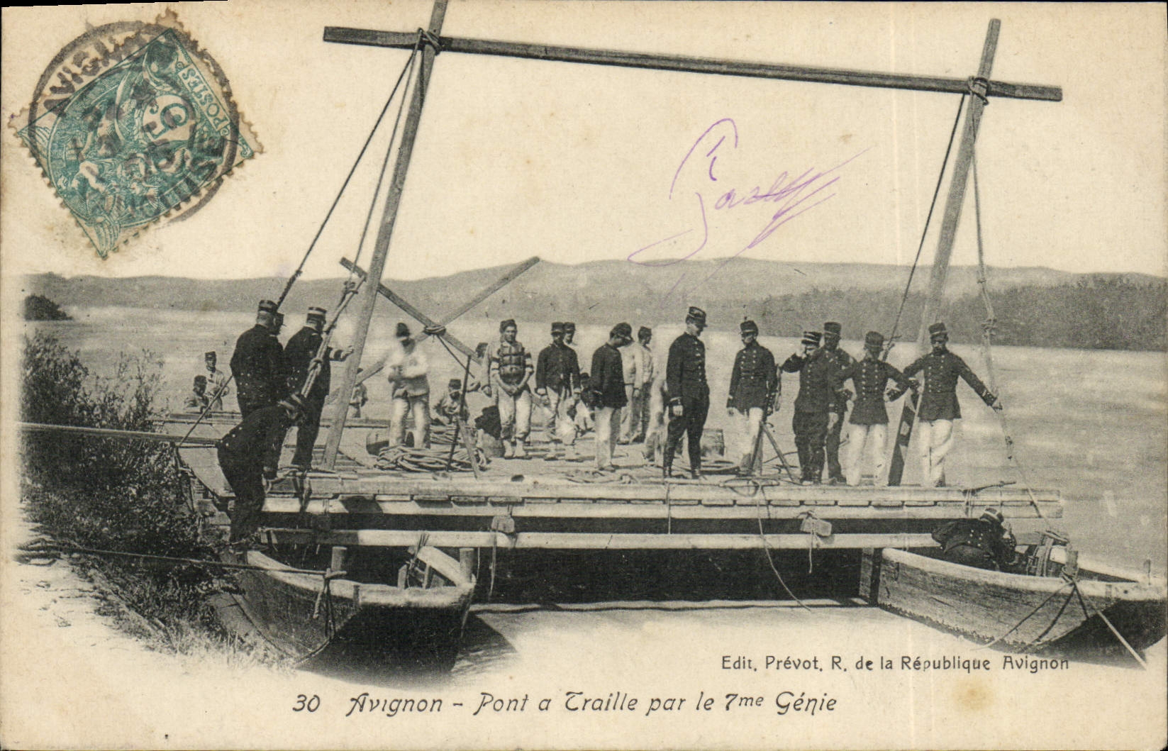 CPA Militaria Avignon Pont a traille par le 7eme Genie