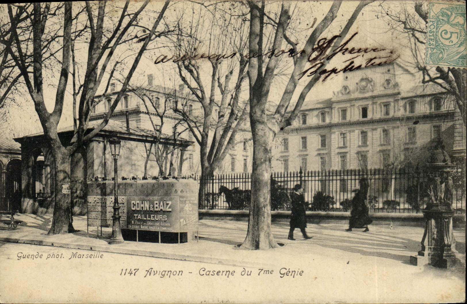 CPA Militaria Avignon Caserne du 7eme Genie