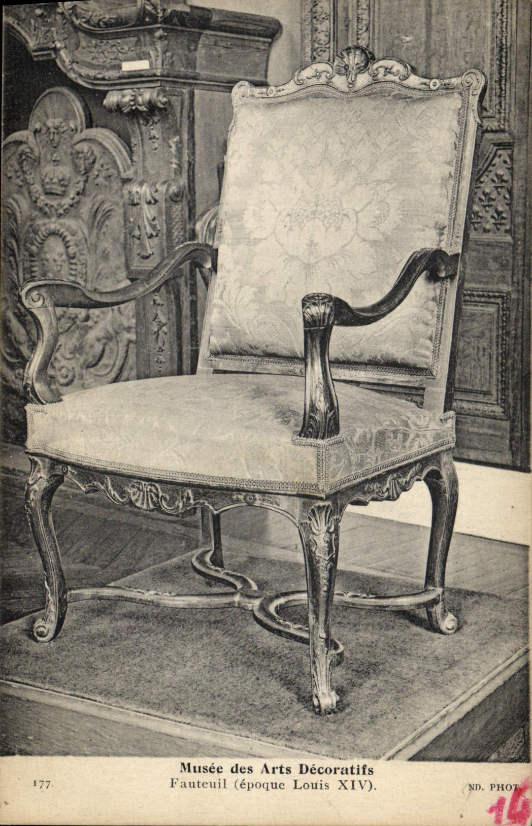 Postal Vagada de las Artes Decorativas Sillón Luis XIV