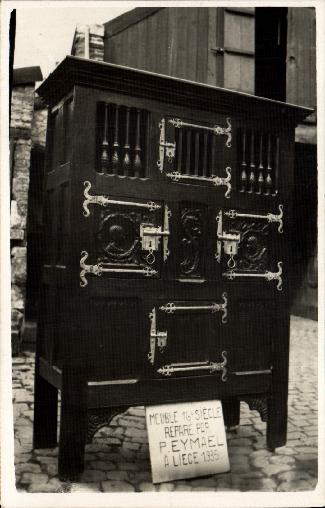 CPA Meuble Eymael