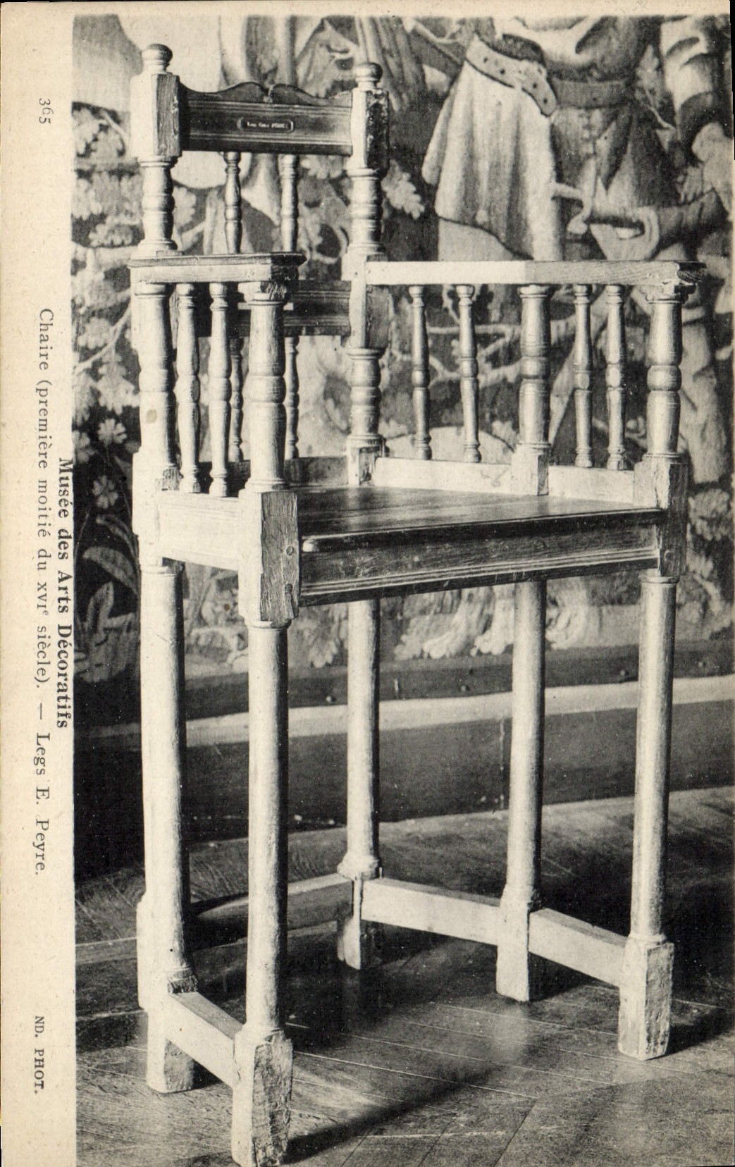 Postal Vagada de las Artes Decorativas Cátedra Peyre