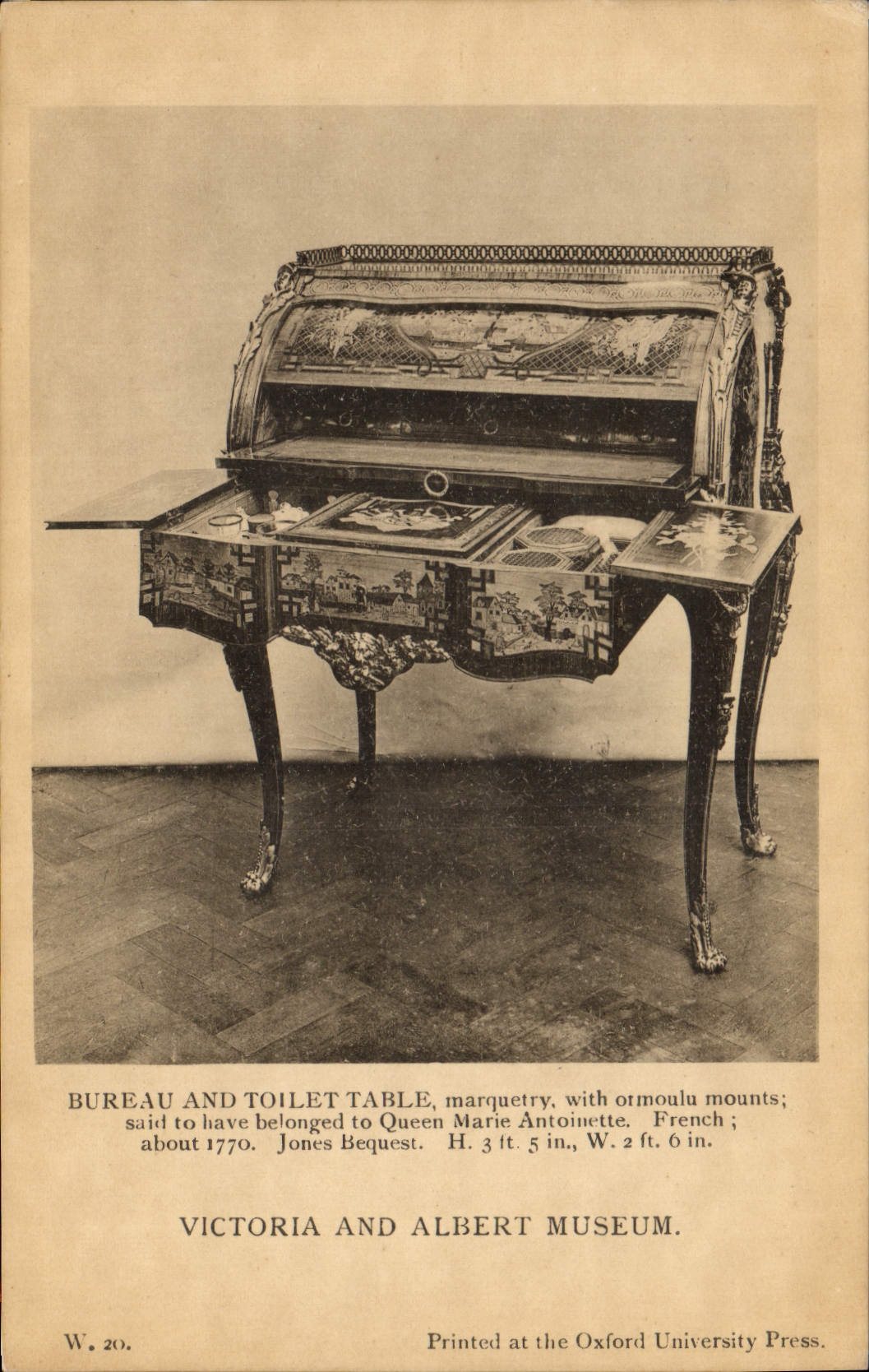 Postal Oficina and Toilet Tabla Victoria and Albert Museum